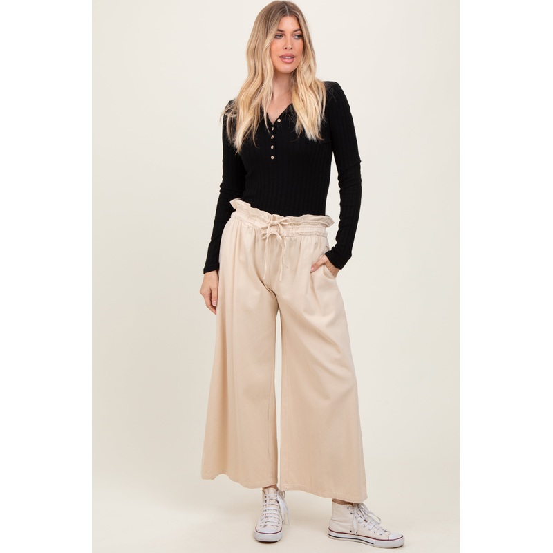 Cream Flowy Cropped Pant